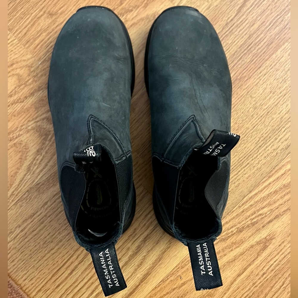 Blundstone women’s active boot, rustic black, size 8, minimal wear